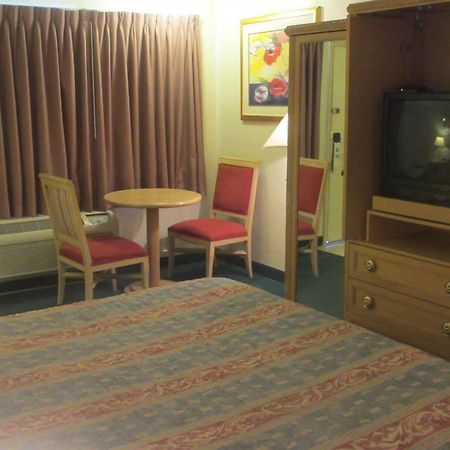 El Rancho Motel Лодай Екстер'єр фото