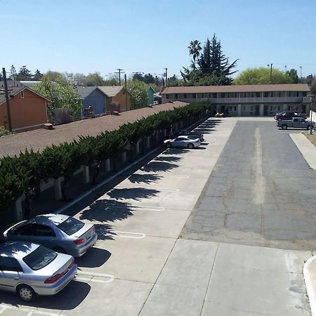 El Rancho Motel Лодай Екстер'єр фото