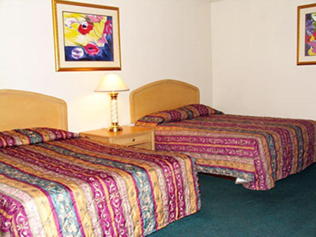 El Rancho Motel Лодай Номер фото